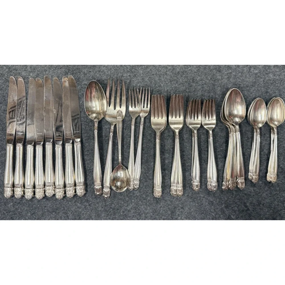 Holmes & Edwards IS 53 Pc DANISH PRINCESS Silverplate Flatware Place Settings